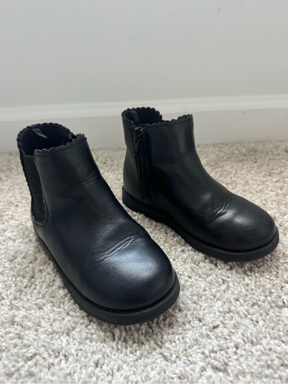 11c Girls Black Chelsea Boots